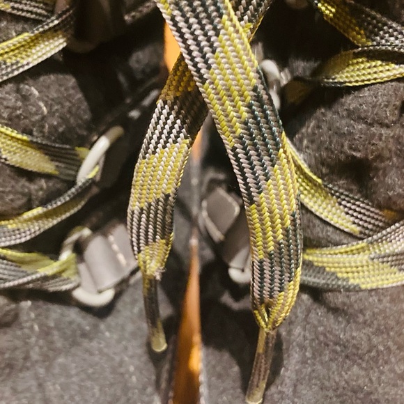 Ugg Baroness SNOW BOOTS - Picture 3 of 15